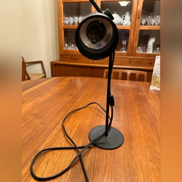 Black Desk Lamp, Good Vintage Condition - Picture 2 of 6